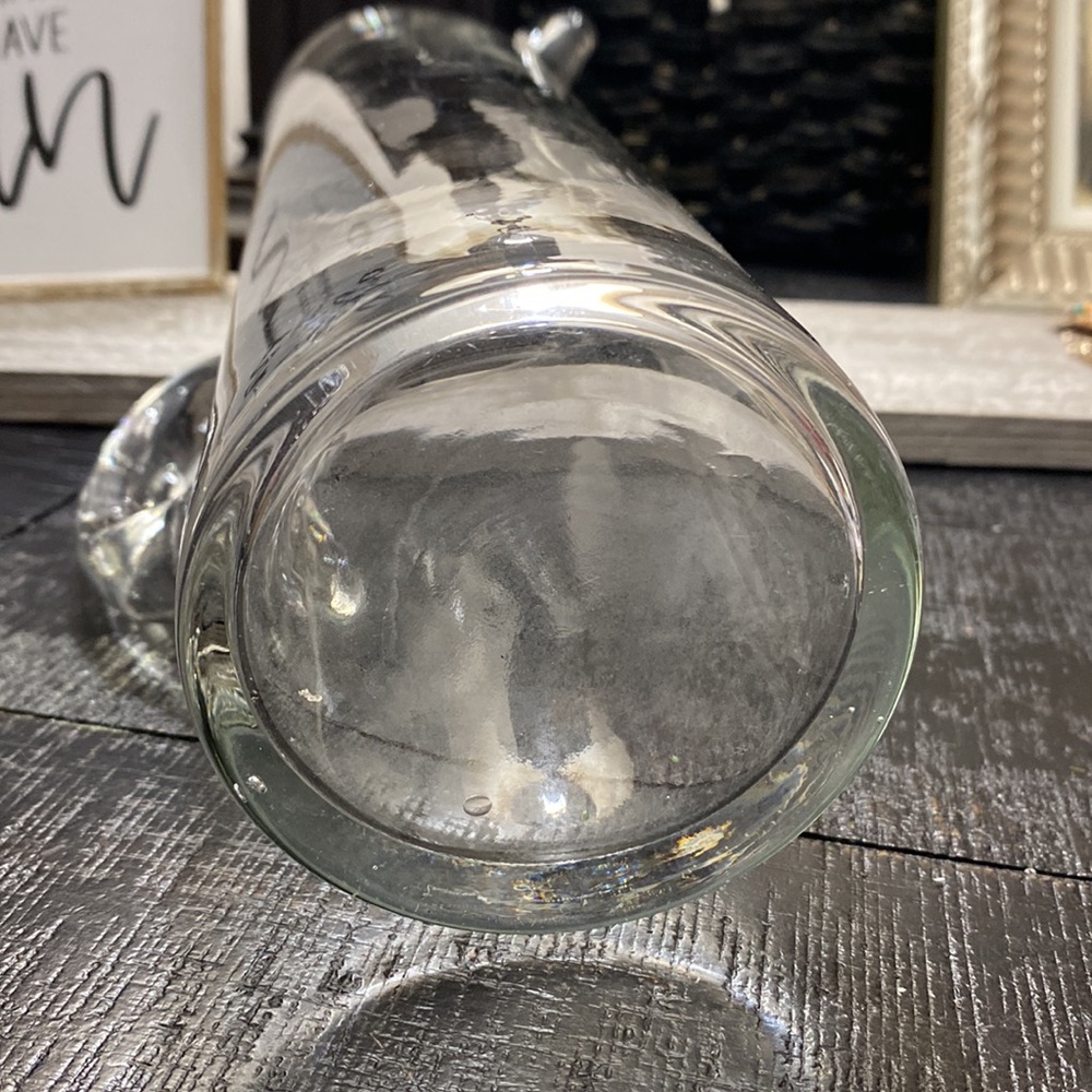 RARE Sleek Vintage Clear Glass Martini Pitcher With Open Handle! - Picture 5 of 6